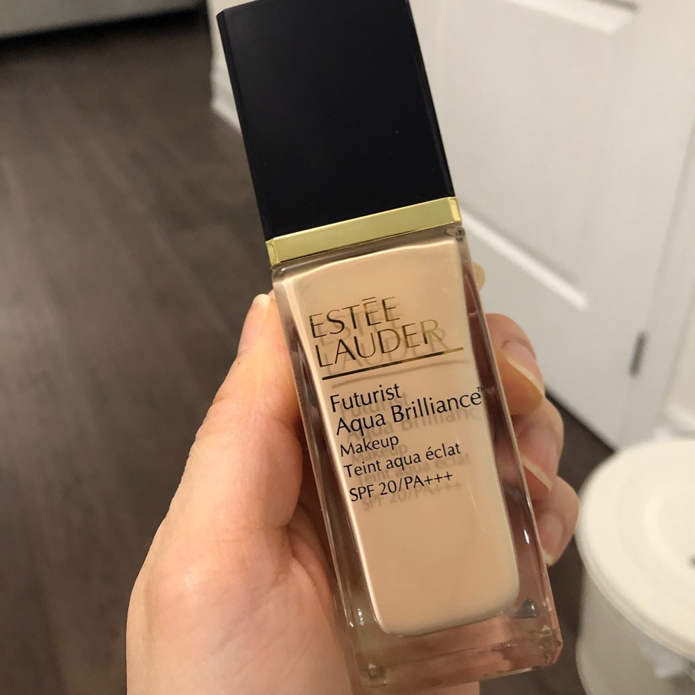 Estee Lauder Futurist foundation